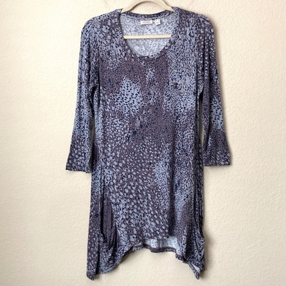 LOGO Lori Goldstein Soft Stretchy Longline Tunic Top in Abstract Leopard - Picture 1 of 11